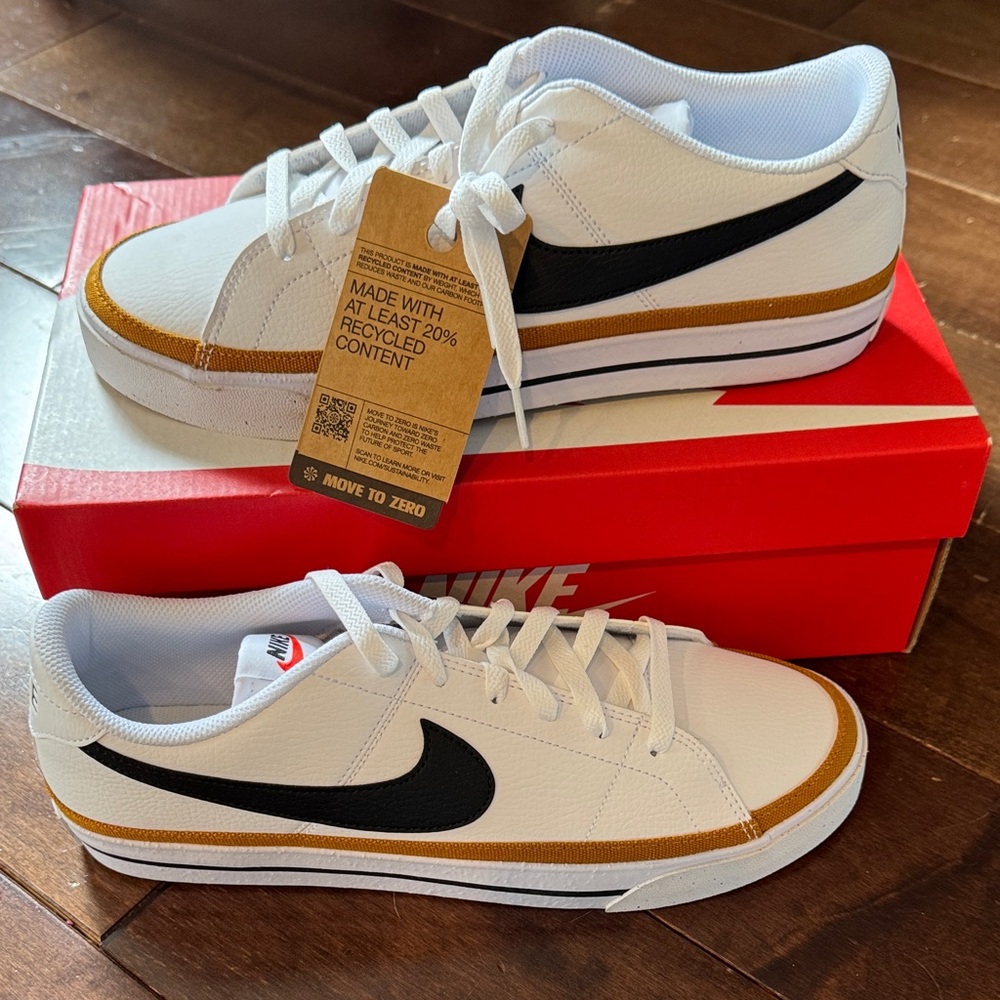 Nike Men's White and Tan Sneakers